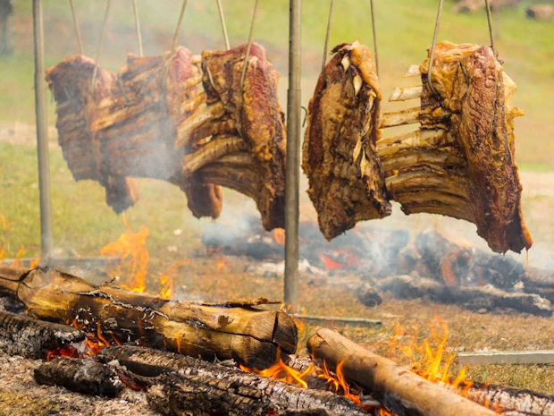 Festas e Eventos com Costela de Chão Festas e Eventos com Costela de Chão